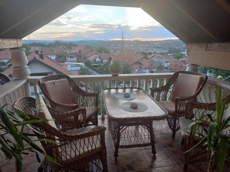 Apartman Salus ทูซลา ภายนอก รูปภาพ
