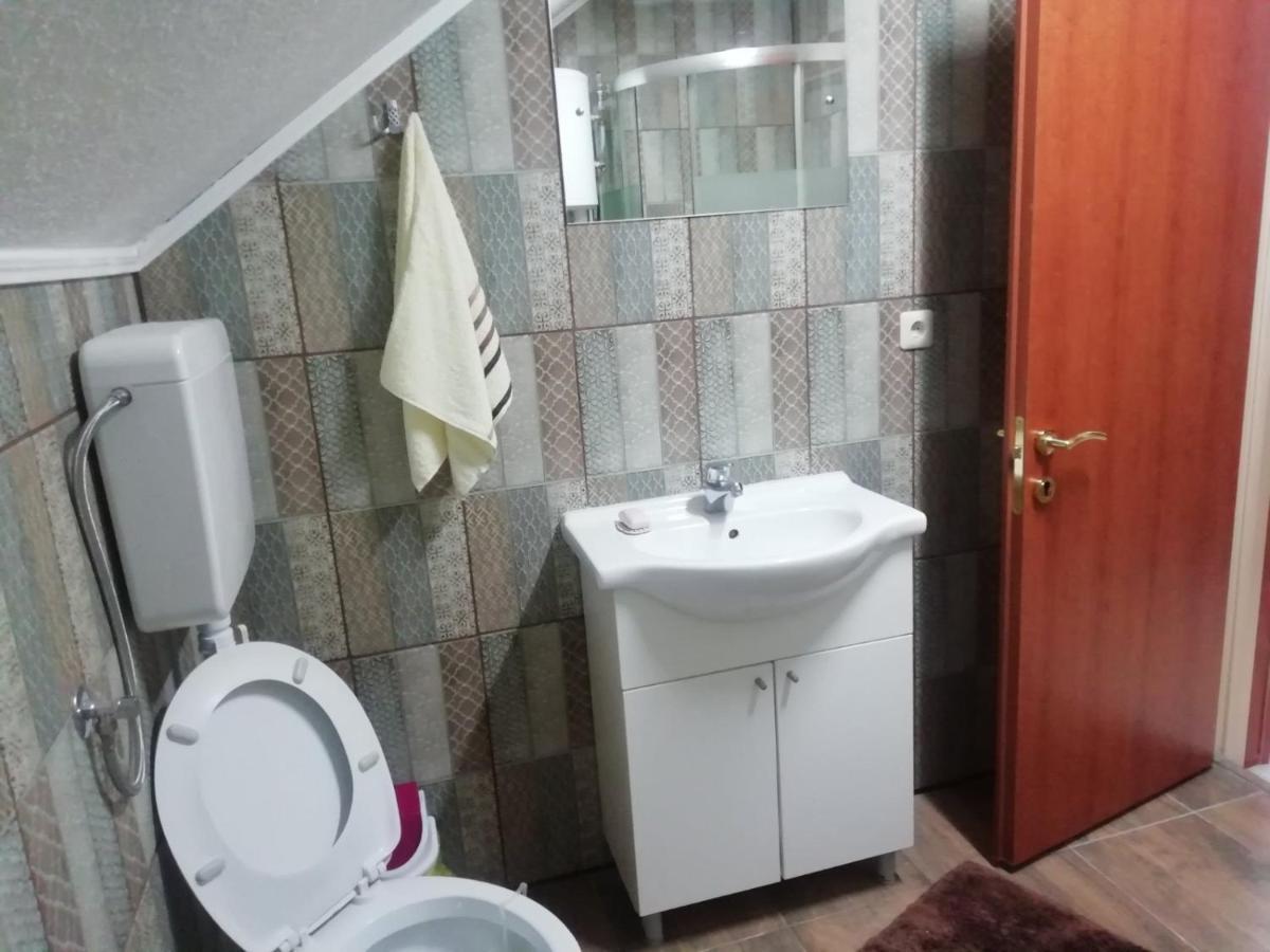 Apartman Salus ทูซลา ภายนอก รูปภาพ