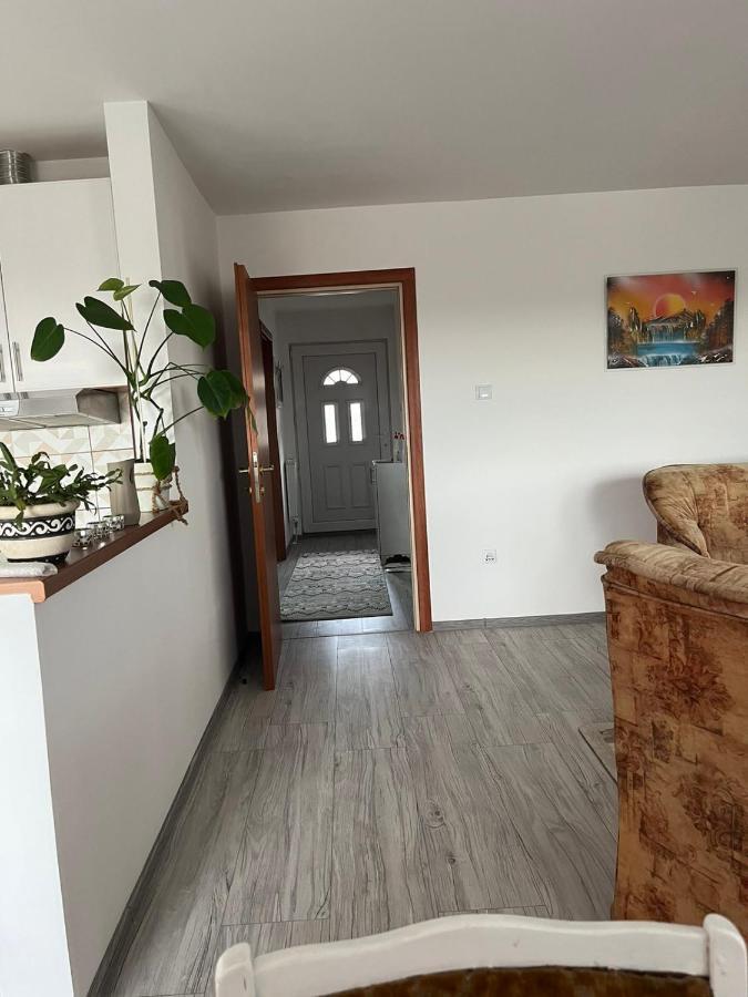 Apartman Salus ทูซลา ภายนอก รูปภาพ